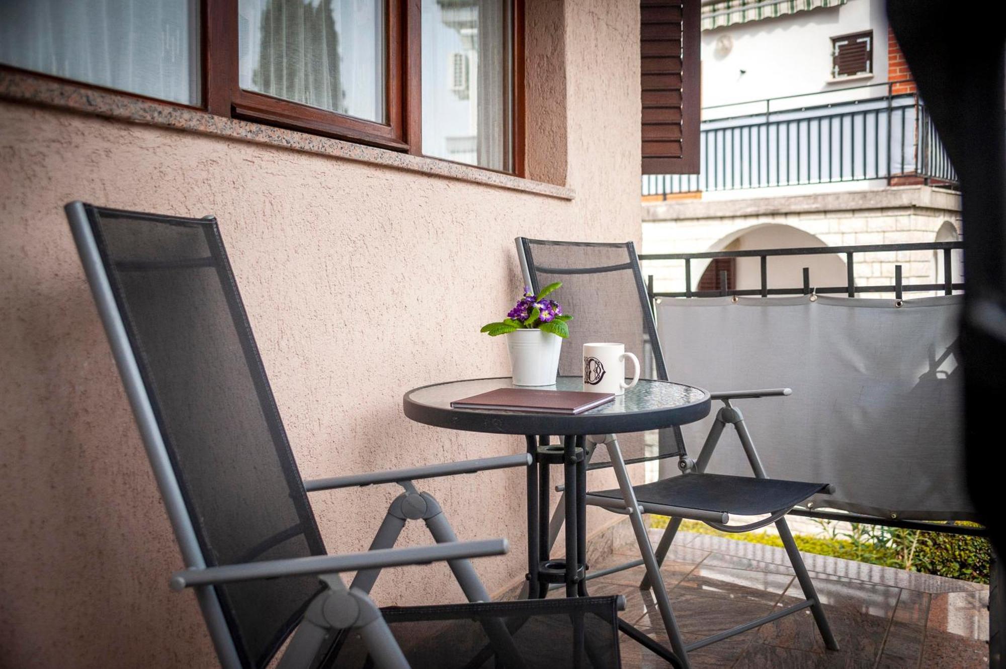רוביני Apartments And Room Silvana מראה חיצוני תמונה